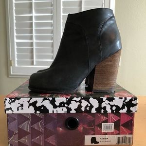 Jeffrey Campbell Hanger Booties